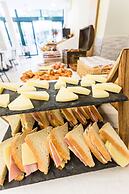 Gadames Hotel - Lunch on the Beach