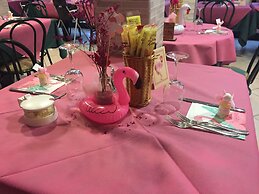 Gadames Hotel - Lunch on the Beach