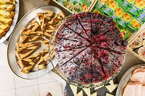 Gadames Hotel - Lunch on the Beach