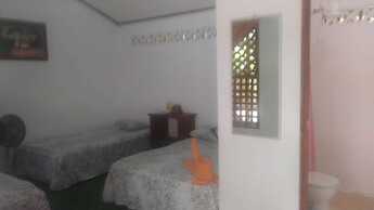 Cabinas Balcon de Mar Tortuguero