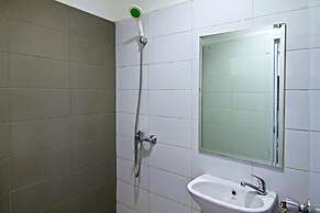 RedDoorz Plus @ Radio Dalam 2