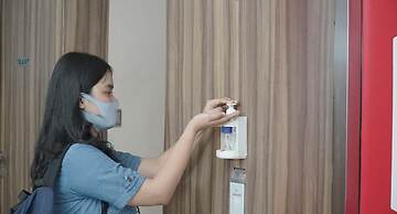 RedDoorz Plus @ Radio Dalam 2