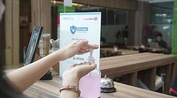 RedDoorz Plus @ Radio Dalam 2