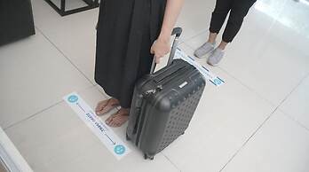 RedDoorz Plus @ Radio Dalam 2