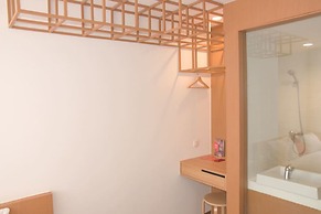 Urbanview Hotel Odori Pondok Indah