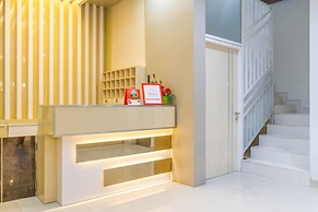 RedDoorz near Pasar Baru Bandung