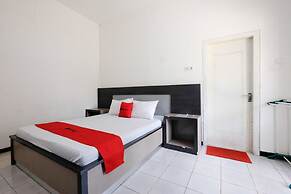 RedDoorz near Moro Mall Purwokerto