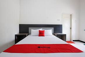RedDoorz near Moro Mall Purwokerto
