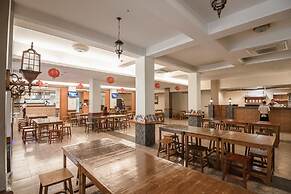 RedDoorz Plus near Soekarno Hatta Airport 2