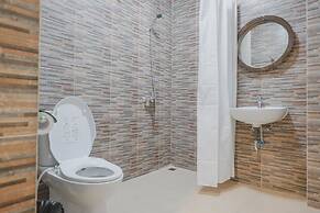 RedDoorz Plus near Soekarno Hatta Airport 2