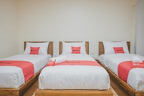 RedDoorz Plus near Soekarno Hatta Airport 2