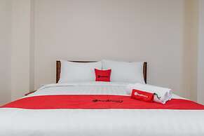 RedDoorz Plus near Soekarno Hatta Airport 2