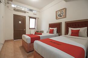 RedDoorz @ Buah Batu 3