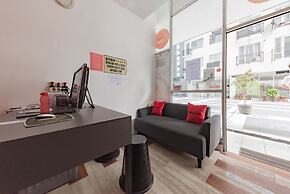 RedDoorz Apartment @ Jarrdin Cihampelas