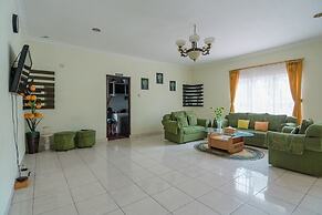 RedDoorz near Taman Bekapai 2