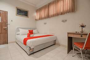 RedDoorz near Taman Bekapai 2