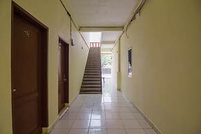 RedDoorz near Politeknik Negeri Medan