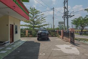 RedDoorz near Politeknik Negeri Medan