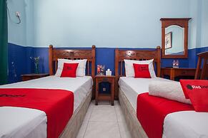 RedDoorz @ Genteng Surabaya 2