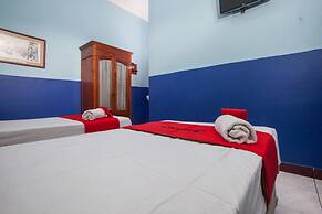 RedDoorz @ Genteng Surabaya 2