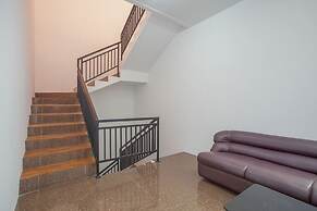 Reddoorz @ Kertajaya Surabaya