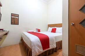RedDoorz near AMIKOM Yogyakarta 2