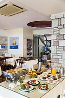 Akroyali Hotel & Villas