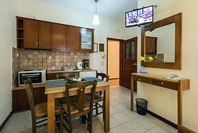 Akroyali Hotel & Villas