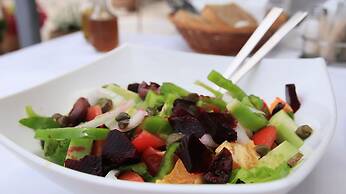 Akroyali Hotel & Villas