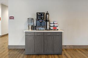 B/W Plus Elizabethtown Inn & Suites