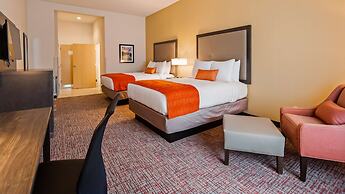 B/W Plus Elizabethtown Inn & Suites