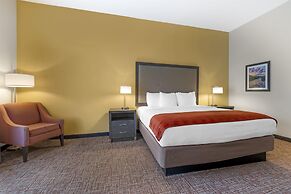 B/W Plus Elizabethtown Inn & Suites