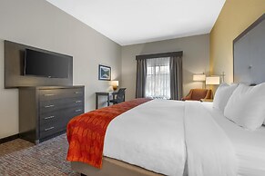 B/W Plus Elizabethtown Inn & Suites