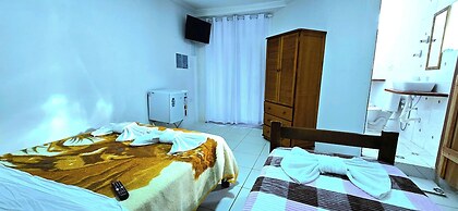 Pousada Sobre As Ondas De Picinguaba