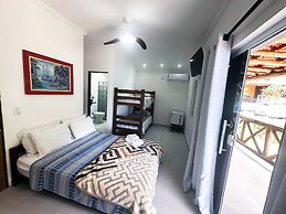 Pousada Sobre As Ondas De Picinguaba