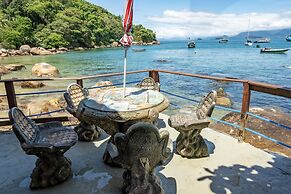 Pousada Sobre As Ondas De Picinguaba