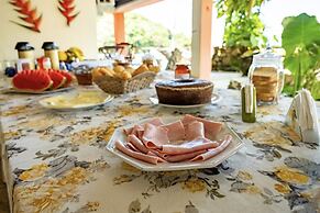 Pousada Sobre As Ondas De Picinguaba