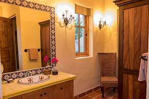 Casa Linda 2 BR by Casago