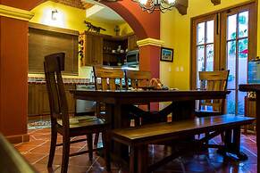 Casa Encantada 3 BR by Casago