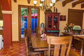 Casa Encantada 3 BR by Casago