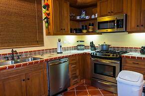 Casa Encantada 3 BR by Casago