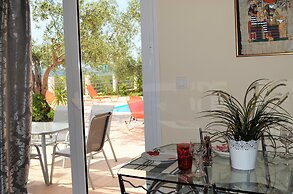 Georgia & Eri Villas