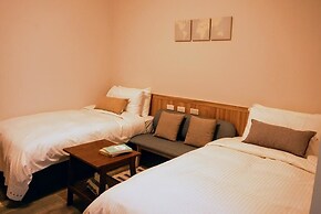 Seeing Nantai Holiday Apartment