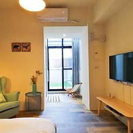 Seeing Nantai Holiday Apartment