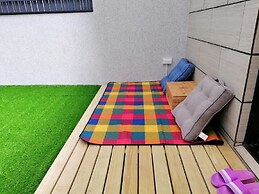 Seeing Nantai Holiday Apartment