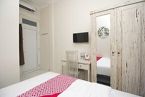 OYO Life 647 Irooms Homestay