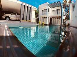 Royal Mansions Grand Luxury Villas