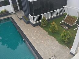 Royal Mansions Grand Luxury Villas