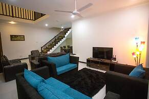 Royal Mansions Grand Luxury Villas