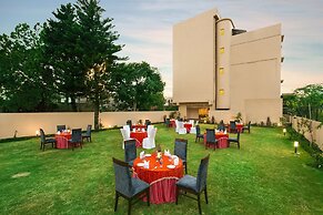 Clarks Inn Suites Katra